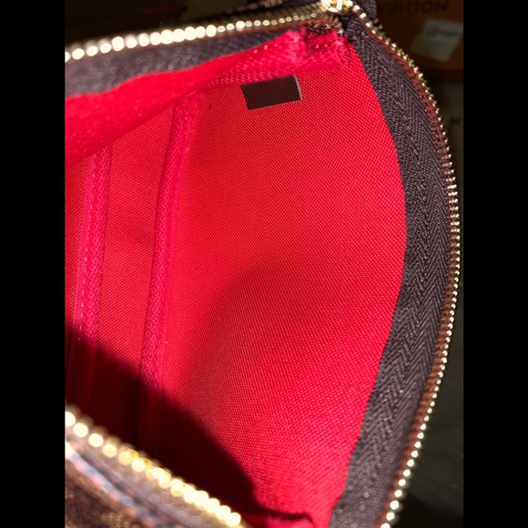 🤩 Louis Vuitton Mini Pochette Bag Pouch Wallet 👜 - Picture 8 of 8